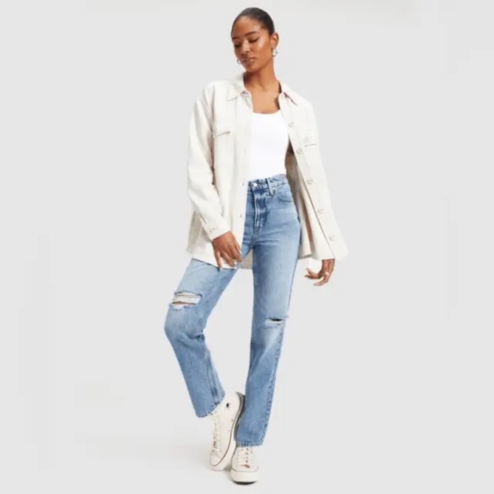 Good American Good '90s Icon Jean in Indigo065 - Picture 3 of 17